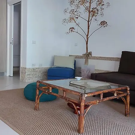 Luigi A Poggio Dei Pini, Con Giardino E Posto Auto Ferienhaus Capoterra