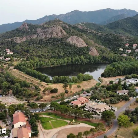 펜션 Luigi A Poggio Dei Pini, Con Giardino E Posto Auto 카포텔라